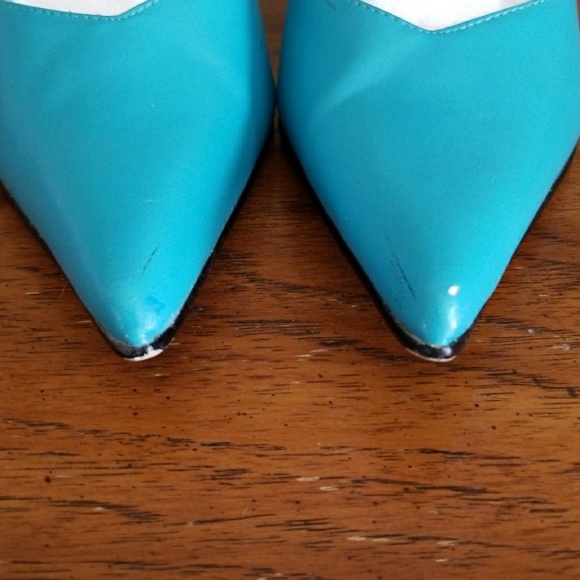 Spring heels - Picture 3 of 3